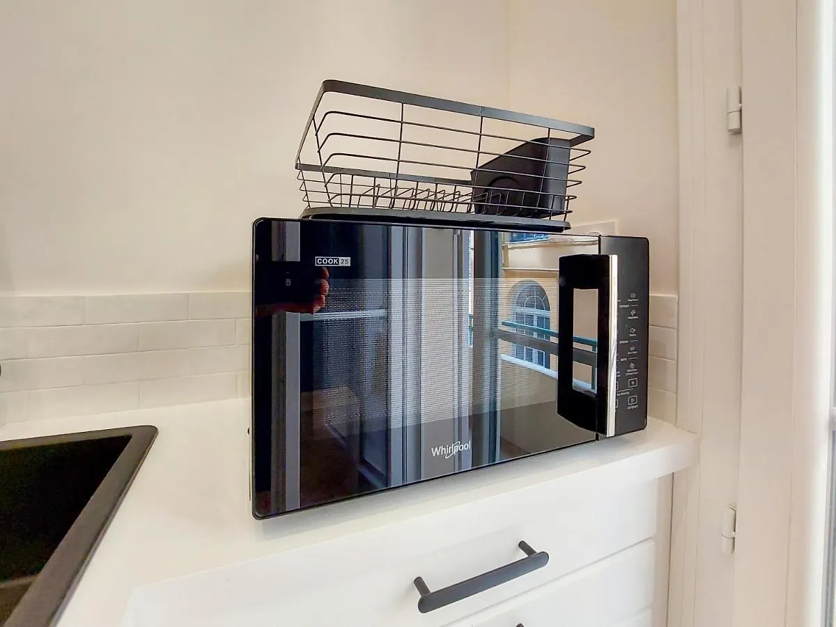 Bh - Chez Marylin - Lux 2 Pers. Wifi. Clim. Central Apartment Nice 0*,  France