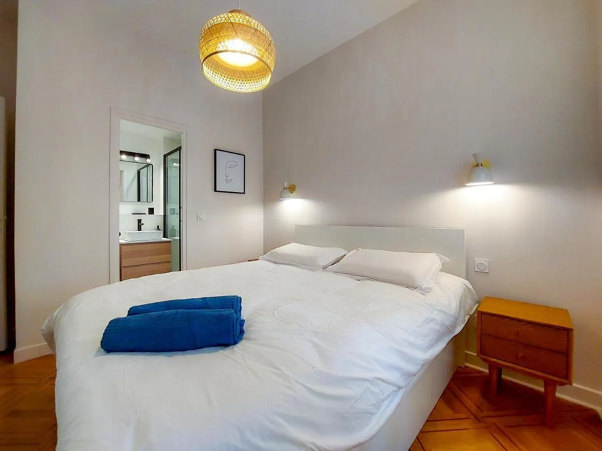 Bh - Chez Marylin - Lux 2 Pers. Wifi. Clim. Central Apartment Nice